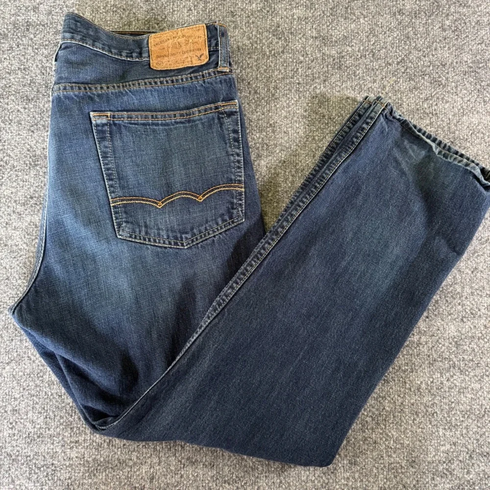 American Eagle Jeans Mens 36x32 Relaxed Straight Dark Tinted Indigo Denim 2015